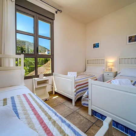 Abaesko By Rock Βίλα